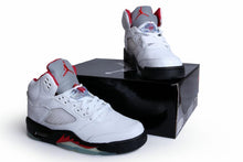 Load image into Gallery viewer, Jordan 5th Generation White