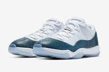 Load image into Gallery viewer, Jordan 11 Low Navy Snakeskin