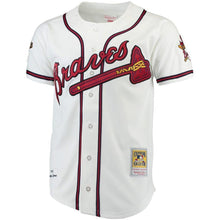 Load image into Gallery viewer, Chipper Jones Atlanta Braves Mitchell &amp; Ness Jersey - White